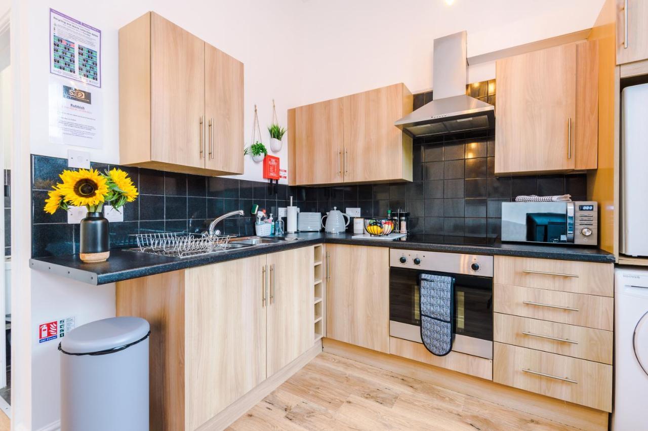 Bright 1-Bed Apartment In Chester By 53 Degrees Property, Ideal For Professionals & Couples, Great Location - Sleeps 4 Zewnętrze zdjęcie