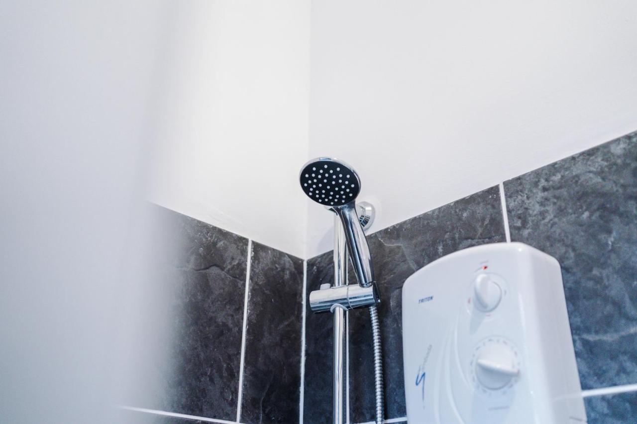 Bright 1-Bed Apartment In Chester By 53 Degrees Property, Ideal For Professionals & Couples, Great Location - Sleeps 4 Zewnętrze zdjęcie